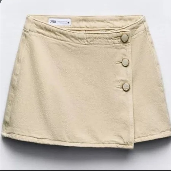 Zara Pants - Zara Women's Tan Button-Detail Skort